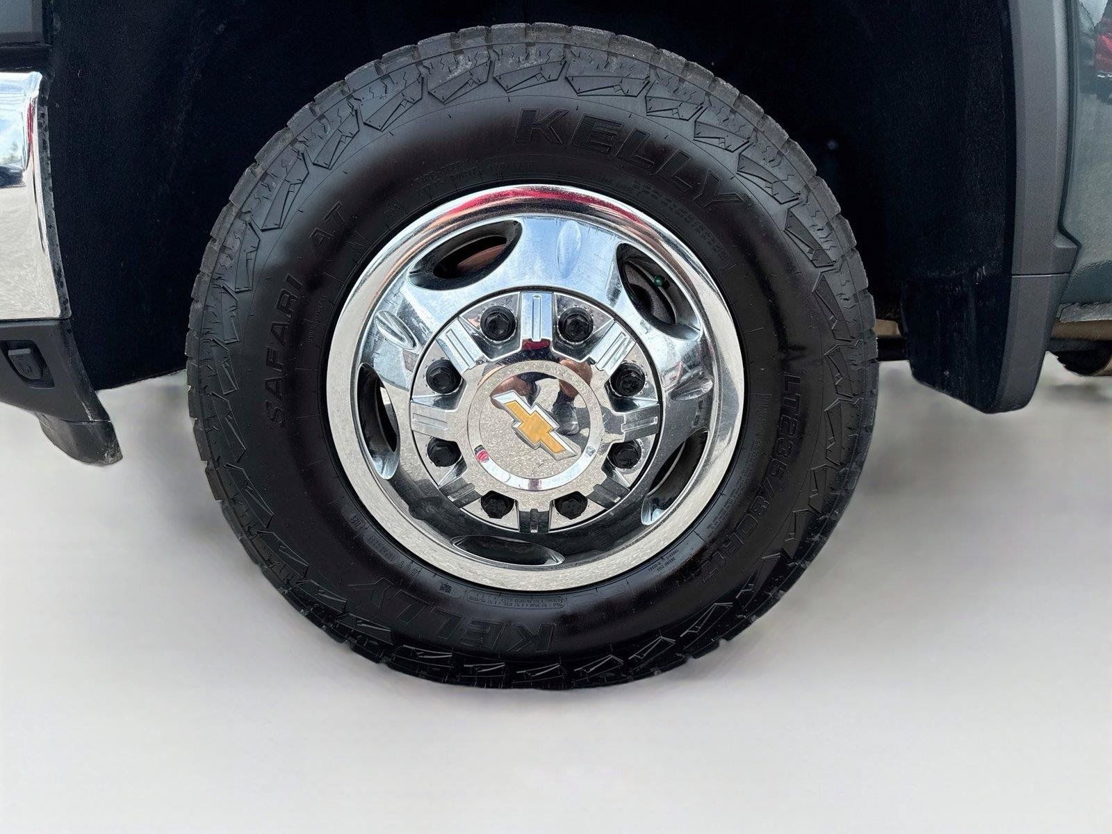 Used 2025 Chevrolet Silverado 3500 LT w/ Texas Edition AWD/4WD image 33