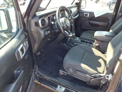Used 2020 Jeep Wrangler Sport S image 10