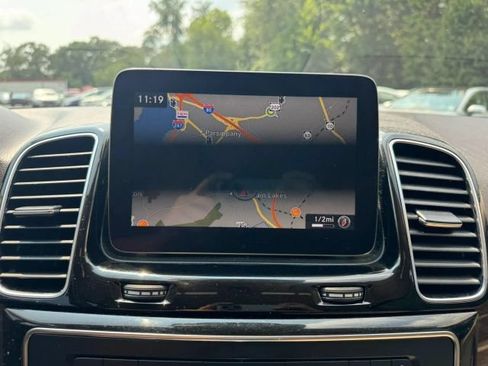 Used 2016 Mercedes-Benz GLE 350 w/ Premium Package image 16