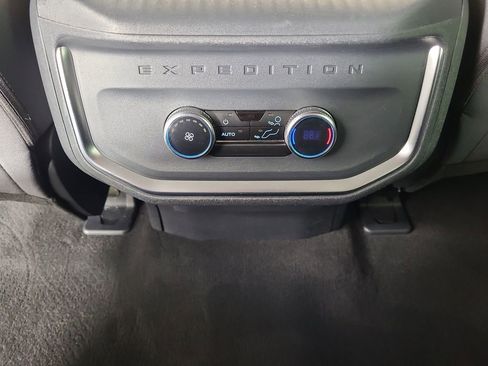 Used 2025 Ford Expedition Max Active image 16