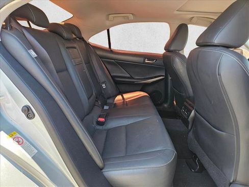 Used 2017 Lexus IS 200t RWD image 19