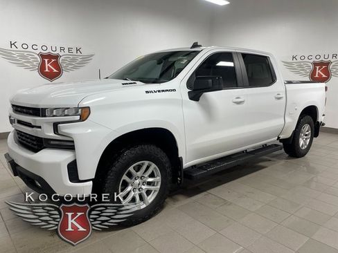 Used 2021 Chevrolet Silverado 1500 RST image 3