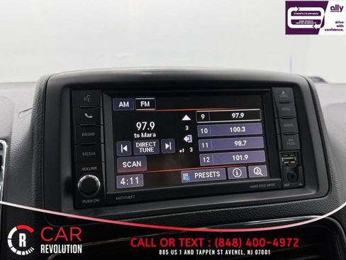 Used 2019 Dodge Grand Caravan SE image 23