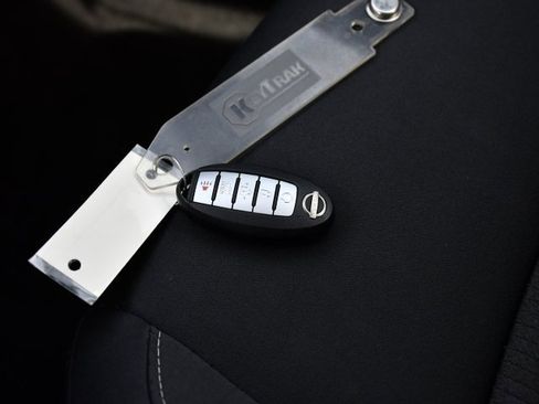 Used 2024 Nissan Altima 2.5 SV image 18