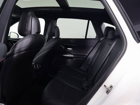 New 2026 Mercedes-Benz GLC 300 image 6