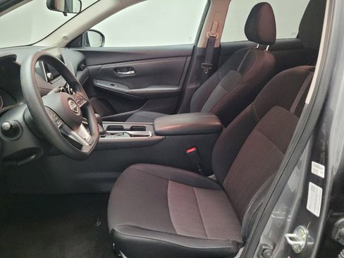 Used 2024 Nissan Sentra SV FWD image 17
