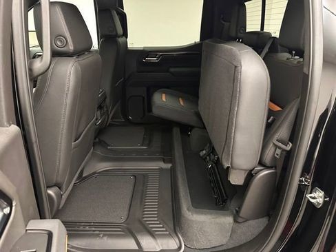 New 2026 GMC Sierra 1500 AT4 w/ Technology Package AWD/4WD image 21