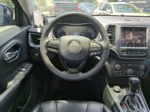 Used 2023 Jeep Cherokee Altitude Lux AWD/4WD image 13