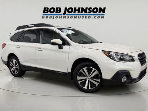 Used 2019 Subaru Outback 2.5i Limited image 1