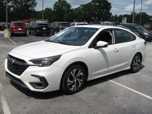 Used 2024 Subaru Legacy Premium AWD/4WD image 3