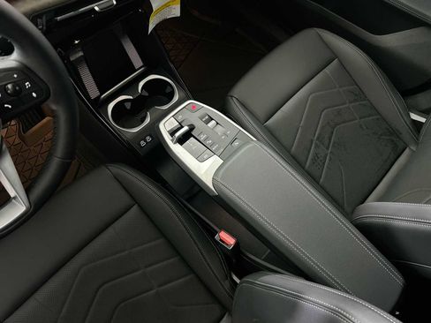 Used 2025 BMW X1 xDrive28i w/ Convenience Package image 21