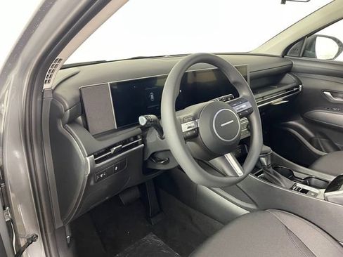 New 2026 Hyundai Tucson SE image 2