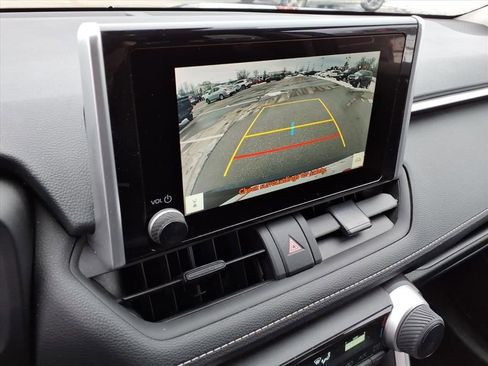 Used 2025 Toyota RAV4 LE image 21