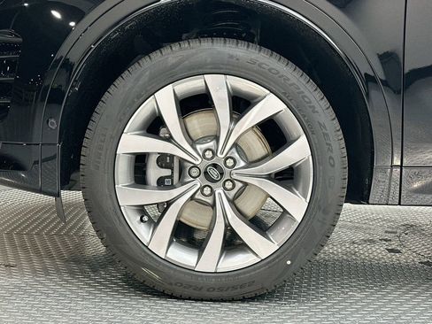 New 2026 Land Rover Discovery Sport Landmark image 13