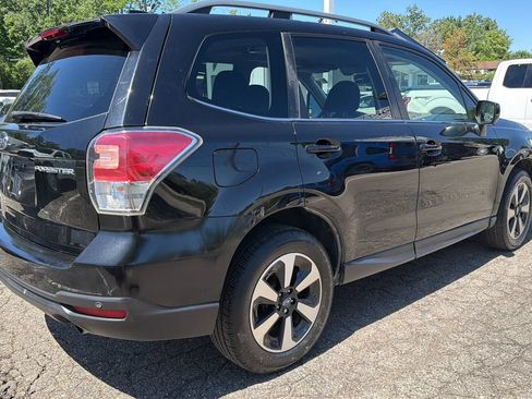 Used 2018 Subaru Forester 2.5i Limited AWD/4WD image 5
