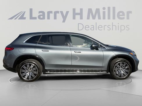 Used 2023 Mercedes-Benz EQS 580 4MATIC SUV image 6