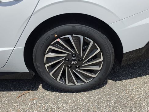 New 2026 Hyundai Sonata SEL FWD image 14