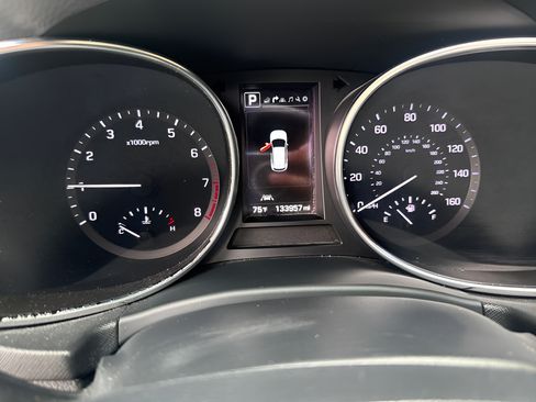 Used 2017 Hyundai Santa Fe Limited AWD/4WD image 23