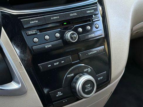 Used 2011 Honda Odyssey EX-L image 34