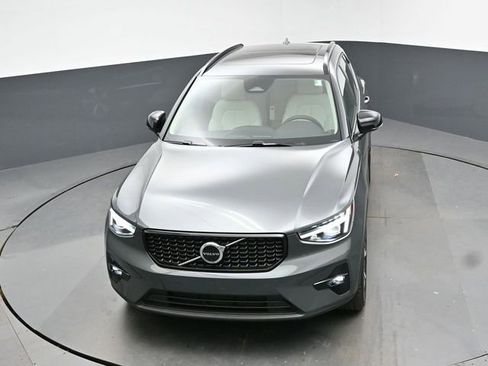New 2026 Volvo XC40 B5 Plus w/ Protection Package Premier image 45