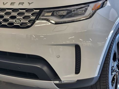 New 2026 Land Rover Discovery S AWD/4WD image 12