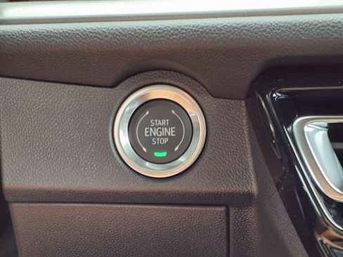 New 2026 Chevrolet Traverse LT w/ Driver Confidence Package FWD image 15