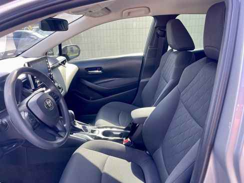 Used 2020 Toyota Corolla LE FWD image 5