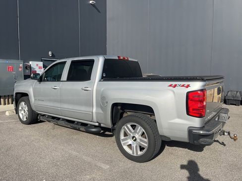 Used 2018 Chevrolet Silverado 1500 LT w/ All Star Edition image 2