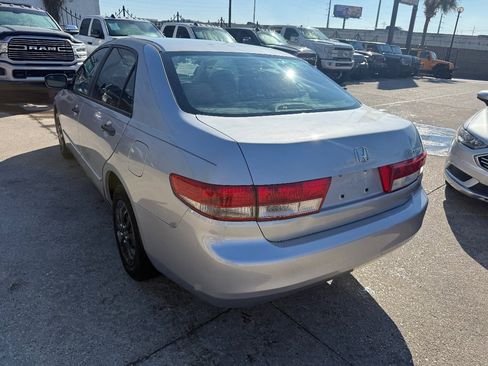 Used 2004 Honda Accord DX image 5