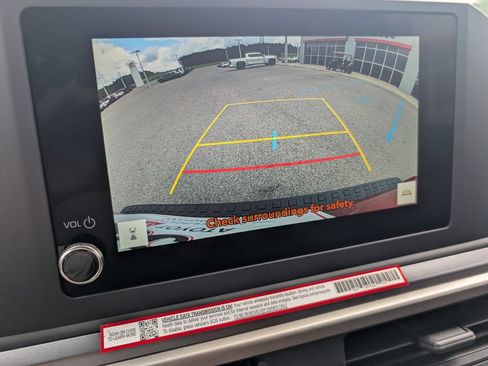 New 2026 Toyota 4Runner SR5 AWD/4WD image 15