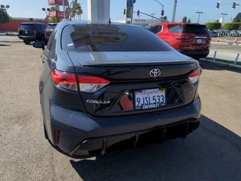 Used 2024 Toyota Corolla SE w/ SE Premium Package image 7