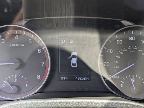 Used 2018 Hyundai Elantra SEL FWD image 32