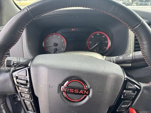 Used 2024 Nissan Frontier PRO-4X AWD/4WD image 16