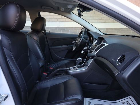 Used 2015 Chevrolet Cruze LT FWD image 26