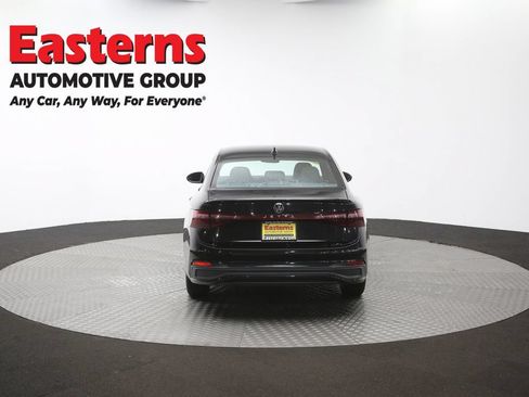 Used 2025 Volkswagen Jetta Sport FWD image 35