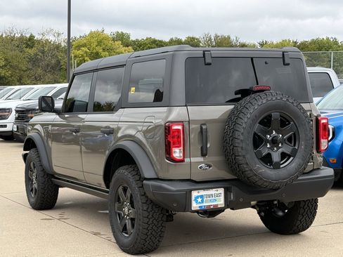 New 2025 Ford Bronco Big Bend w/ Black Diamond Package image 37