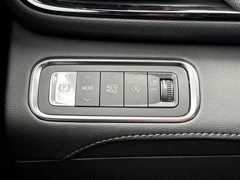 New 2026 Buick Enclave Sport Touring w/ Power Package FWD image 33