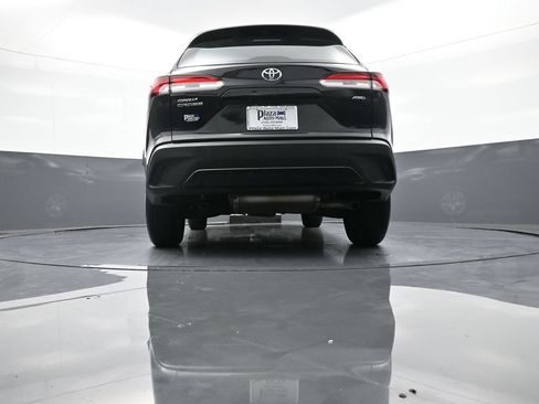 Certified 2022 Toyota Corolla Cross L AWD/4WD image 30
