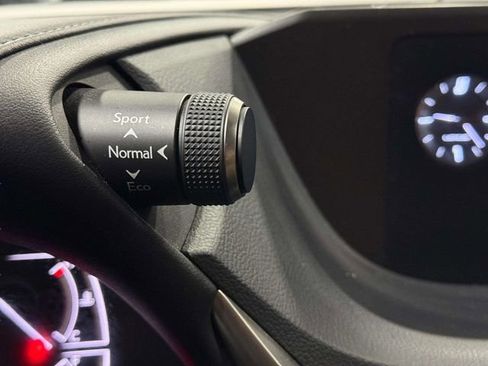 Used 2020 Lexus ES 350 w/ Premium Package image 22