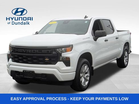 Used 2022 Chevrolet Silverado 1500 Custom AWD/4WD image 1