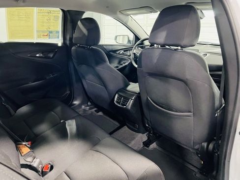 Used 2024 Chevrolet Malibu LT image 32