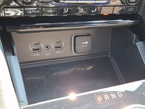Used 2023 Jeep Grand Cherokee L Laredo AWD/4WD image 24