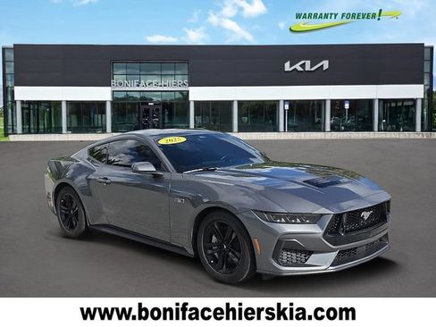 Used 2025 Ford Mustang GT RWD image 1