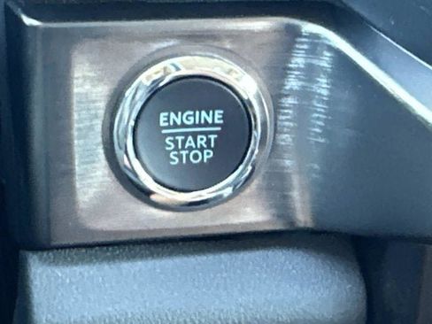 New 2025 Ford F250 Lariat w/ Lariat Ultimate Package image 19