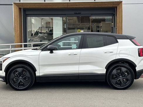 New 2026 Volvo EX30 Cross Country Ultra w/ Protection Package Premier AWD/4WD image 5