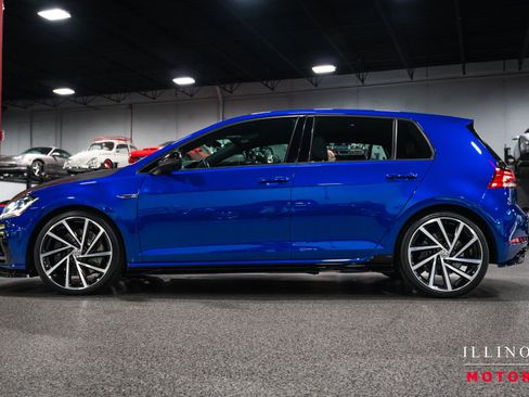 Used 2019 Volkswagen Golf 4-Door AWD/4WD image 2