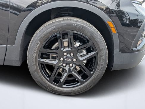 Used 2022 Chevrolet Blazer LT w/ Sound & Technology Package image 11