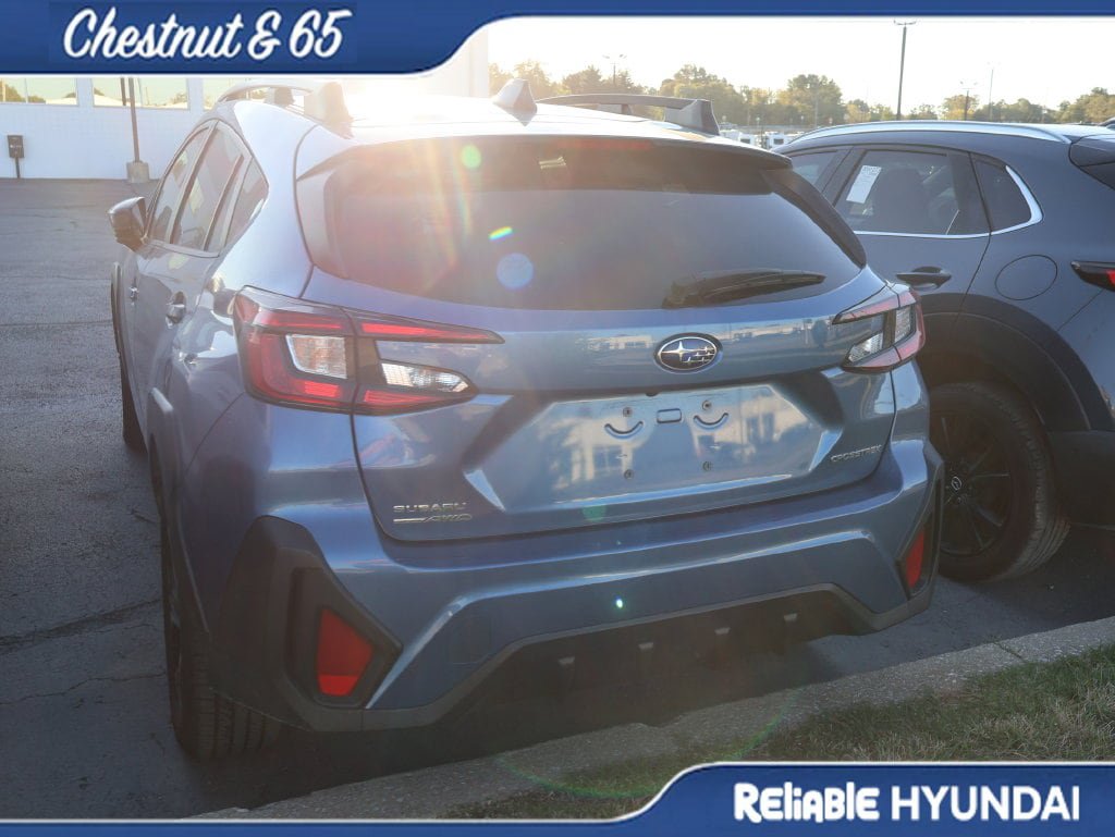 Used 2024 Subaru Crosstrek 2.0i Premium AWD/4WD image 16