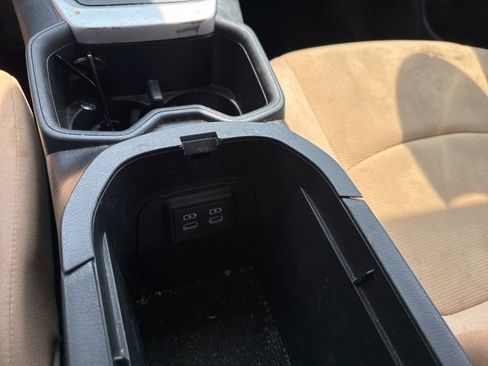 Used 2023 Toyota RAV4 LE image 31