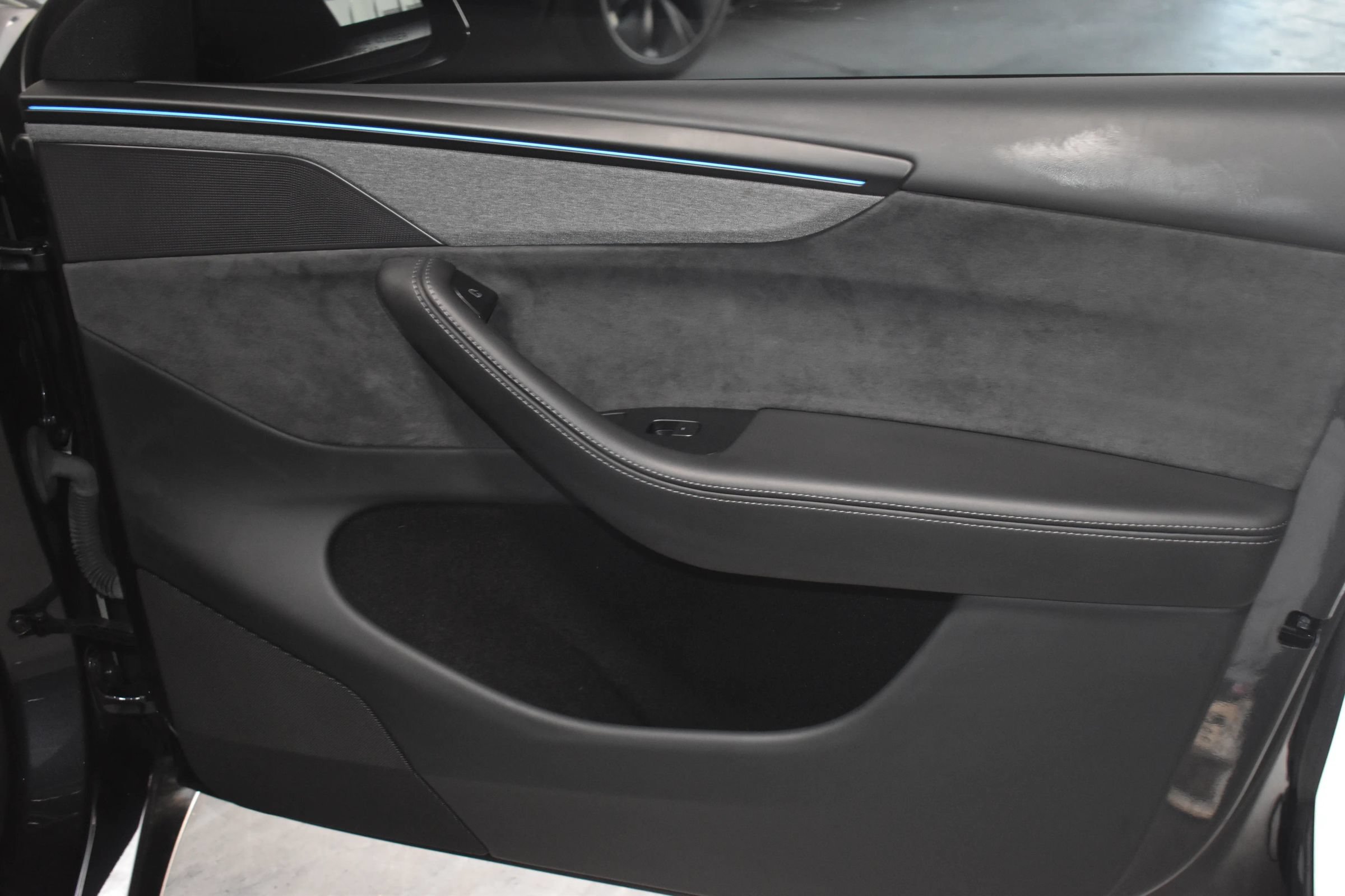 Used 2026 Tesla Model Y 2WD image 22